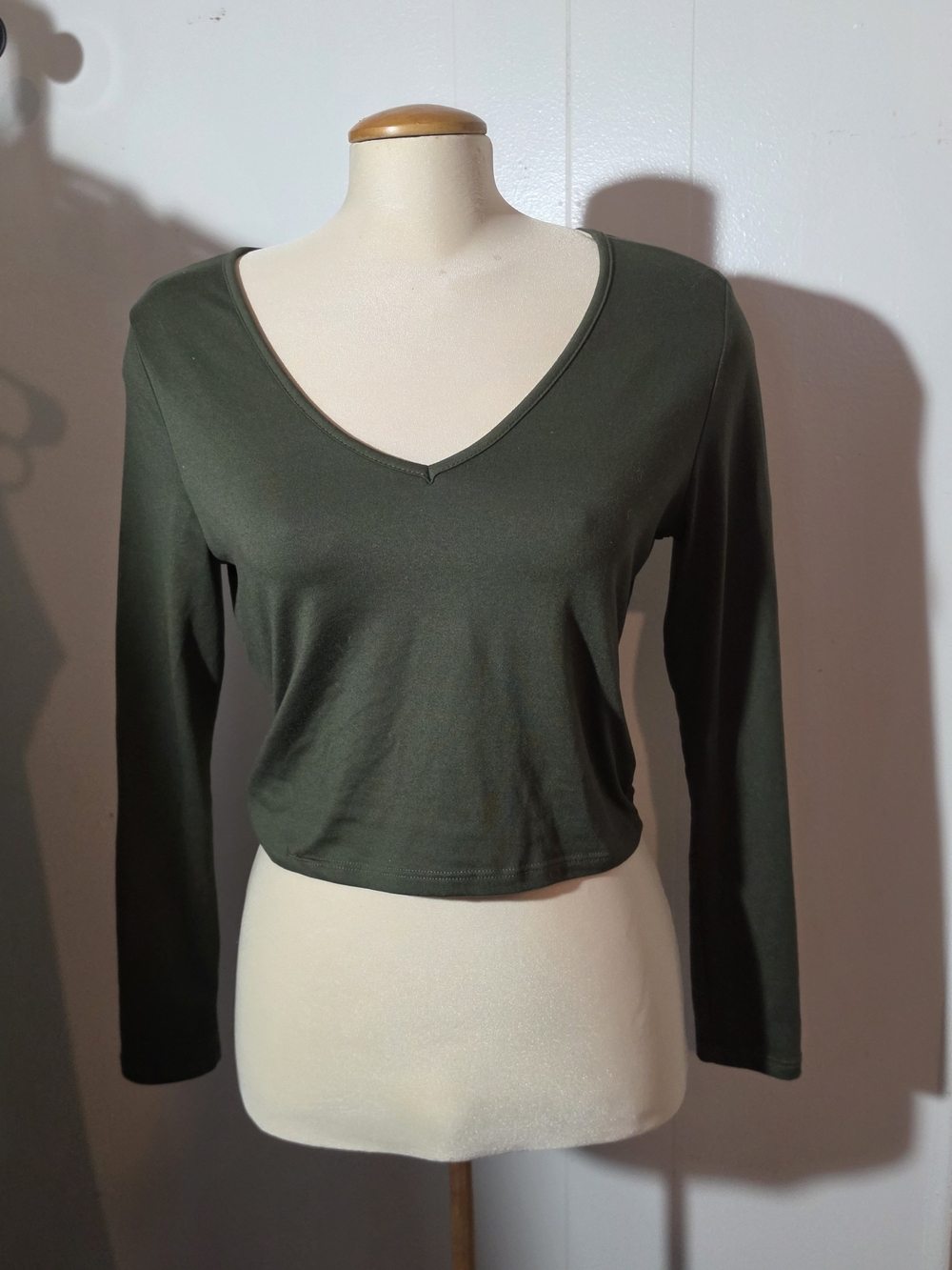 V-Neck Long Sleeve Cropped Top in Olive Green